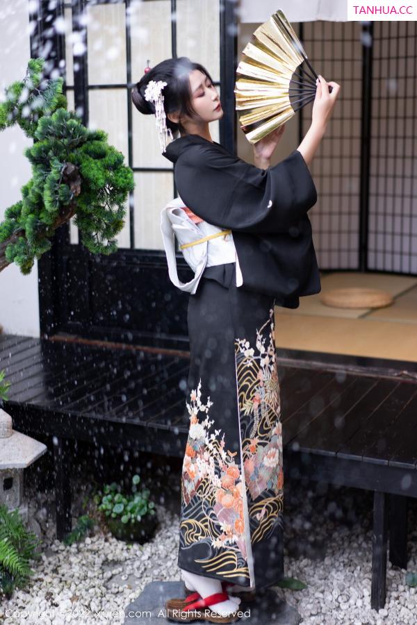 laura阿姣  [XiuRen]高清写真图 2022.11.30 No.5932 laura阿姣 和服美腿第4张图片
